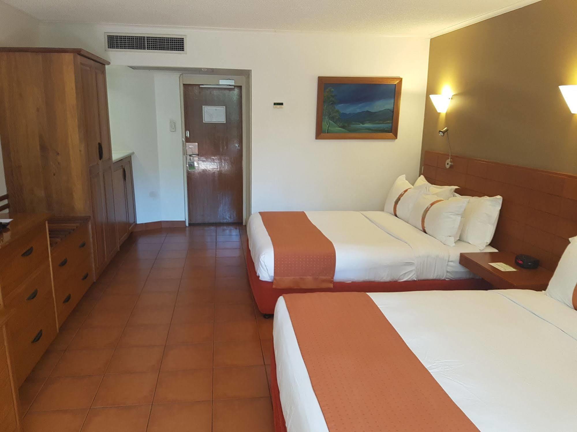 Holiday Inn & Suites Port Moresby By Ihg Dış mekan fotoğraf